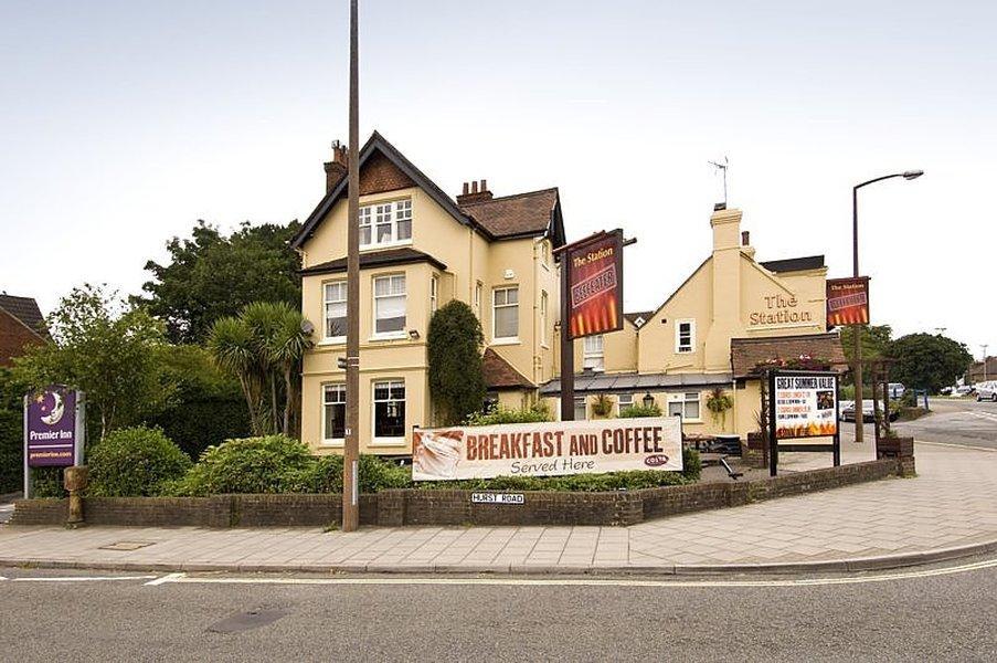 Premier Inn Horsham Exterior photo